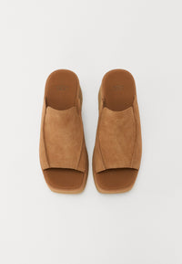 footspace